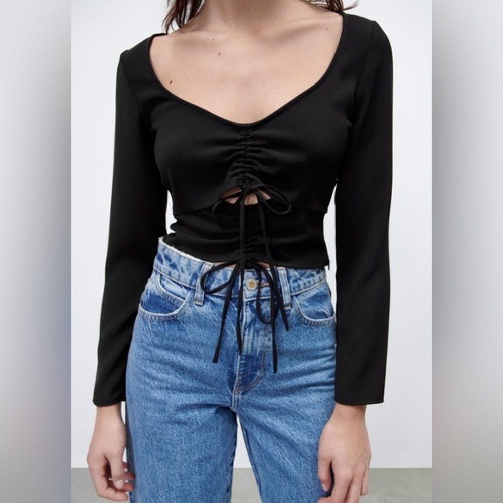 Zara NWOT Cut Out Top